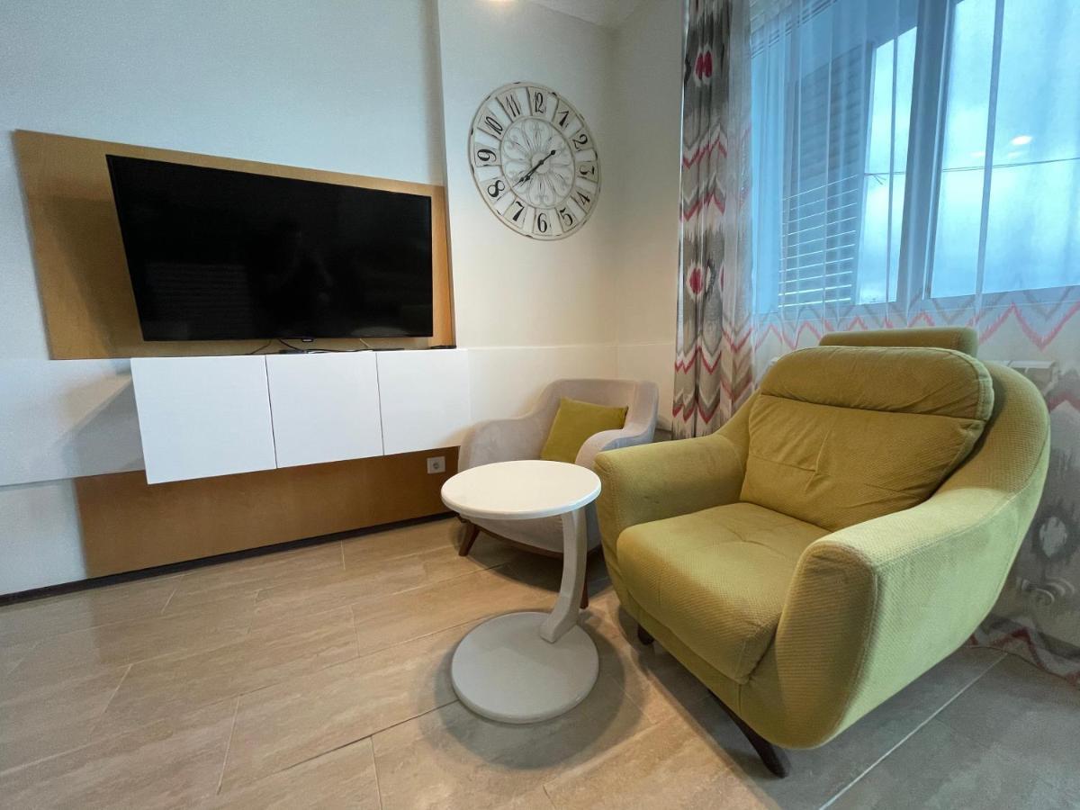 Breeze Apartment Batumi